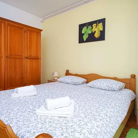 Apartman Bojiv Apartment